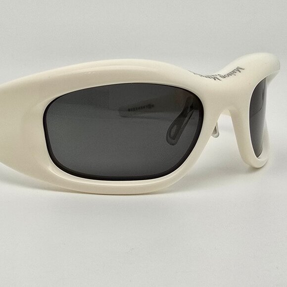*SOLD* Maison Margiela x Gentle Monster MM002 White Frame Grey Lens Sunglasses - Picture 7 of 16